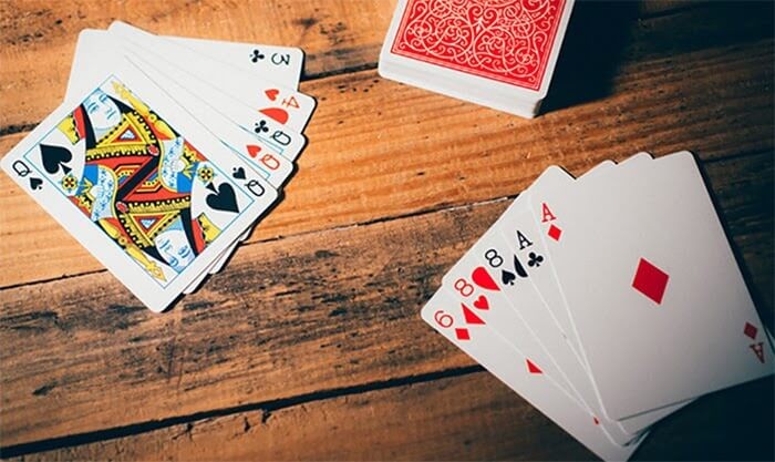 Các Bước Cơ Bản Trong Cách Đánh Bài Phỏm